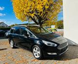 Ford Galaxy Titanium - Ford Galaxy mit Benzin-Antrieb