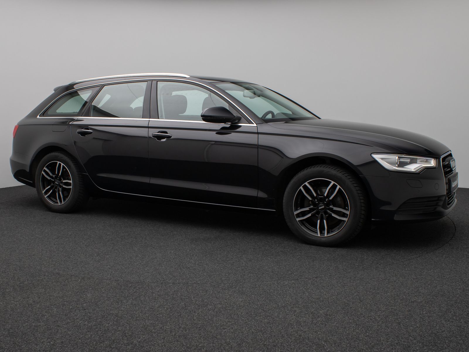 Fahrzeugabbildung Audi A6 Avant 3.0 TDI Kamera Panorama AHK Navi Sitzhz