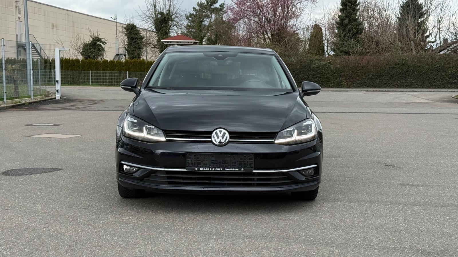 Volkswagen Golf VII Lim. Highline BMT/Navi/LED/Temp.
