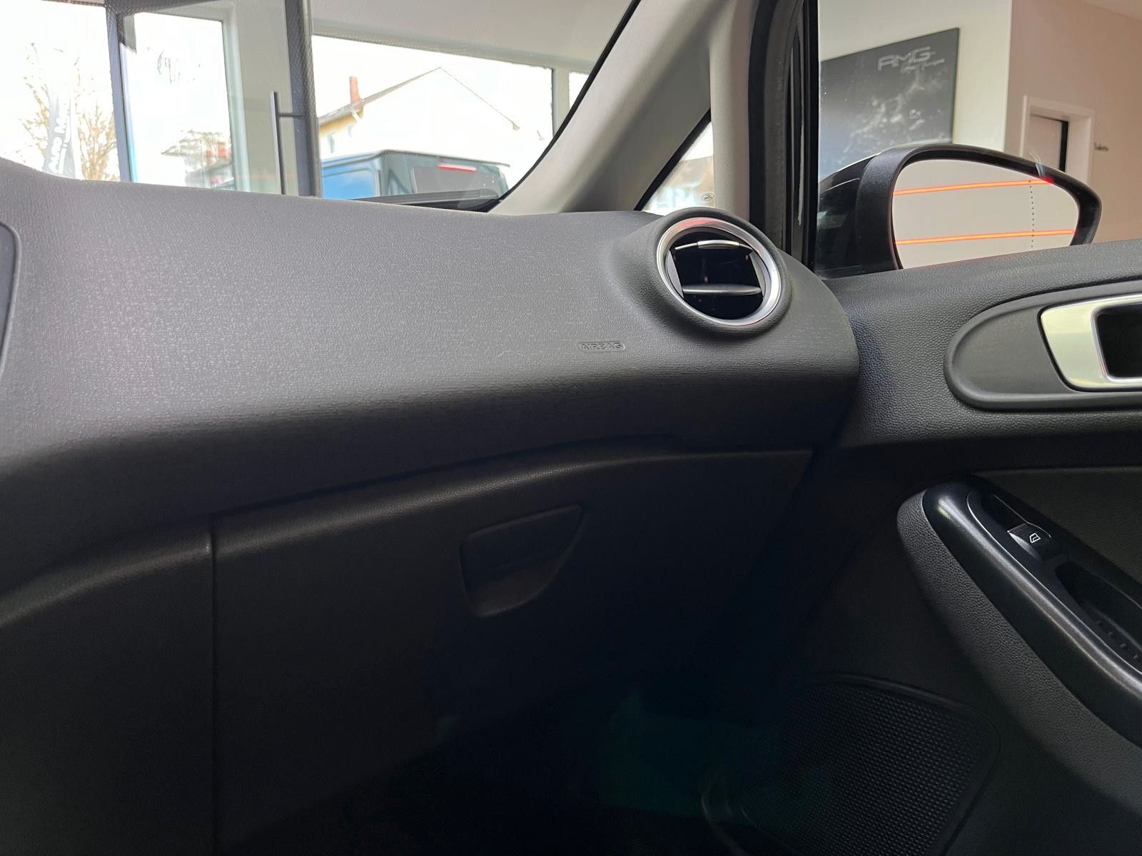 Fahrzeugabbildung Ford Fiesta Trend