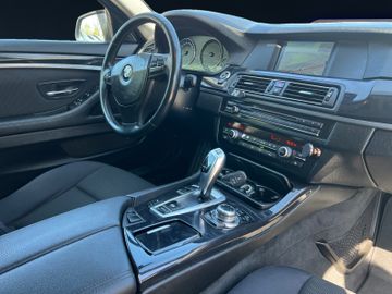 BMW 520 - 12