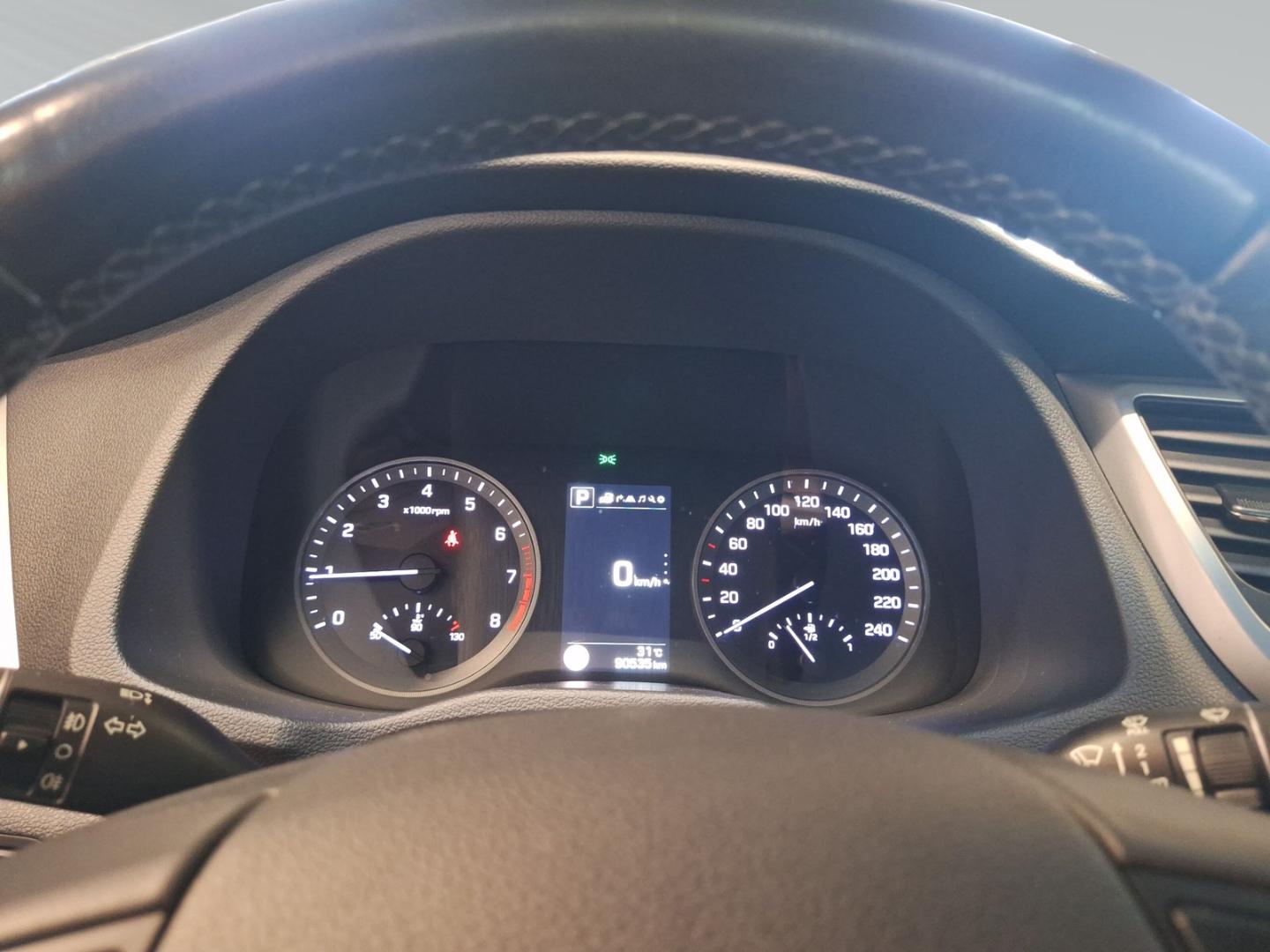 Hyundai Tucson 1.6T 4WD DCT PREMIUM Leder Navi Sich.-P.