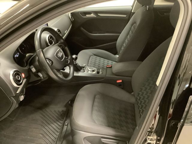 A3 Sportback Attraction 1.4 TFSI 6-Gang,Navi,PDC