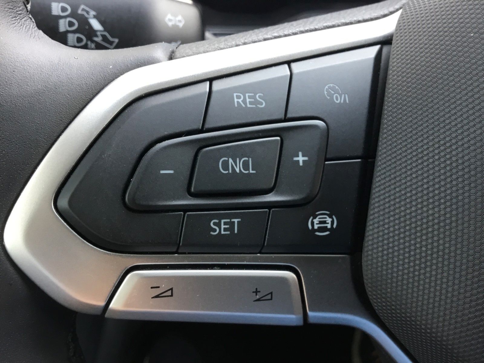 Fahrzeugabbildung Volkswagen Polo 1.0 TSI Life+Sitzheizung+AppConnect+Kamera