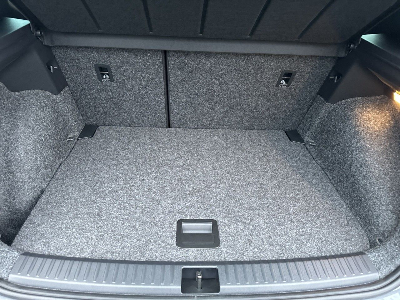 Fahrzeugabbildung SEAT Arona FR 1.0 TSI 116 PS 6-Gang