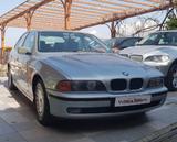 BMW Bmw 520 520i 24V cat - BMW 520 Oldtimer mit Benzin-Antrieb
