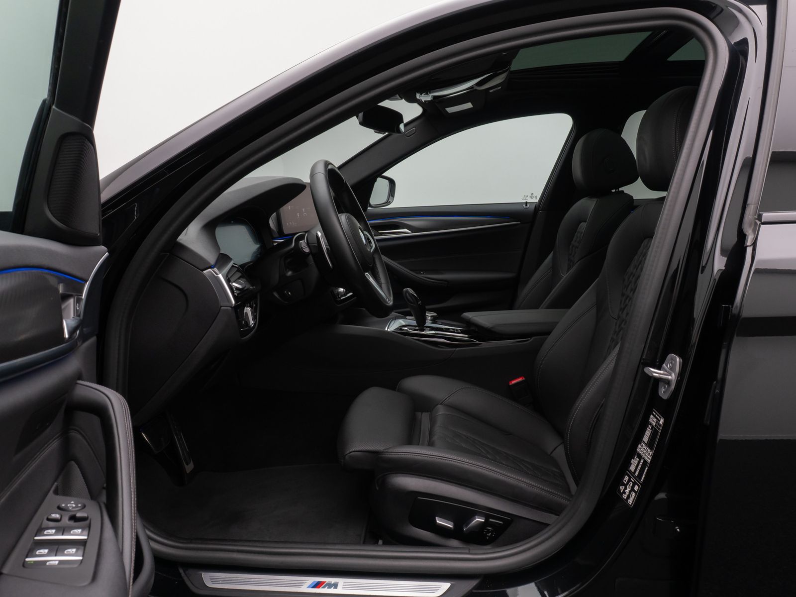 Fahrzeugabbildung BMW 540d xD M Sport DAB HUD HiFi Laser AHK Panorama