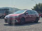 Toyota Auris Touring Sports Hybrid Executive - Toyota Auris: Executive