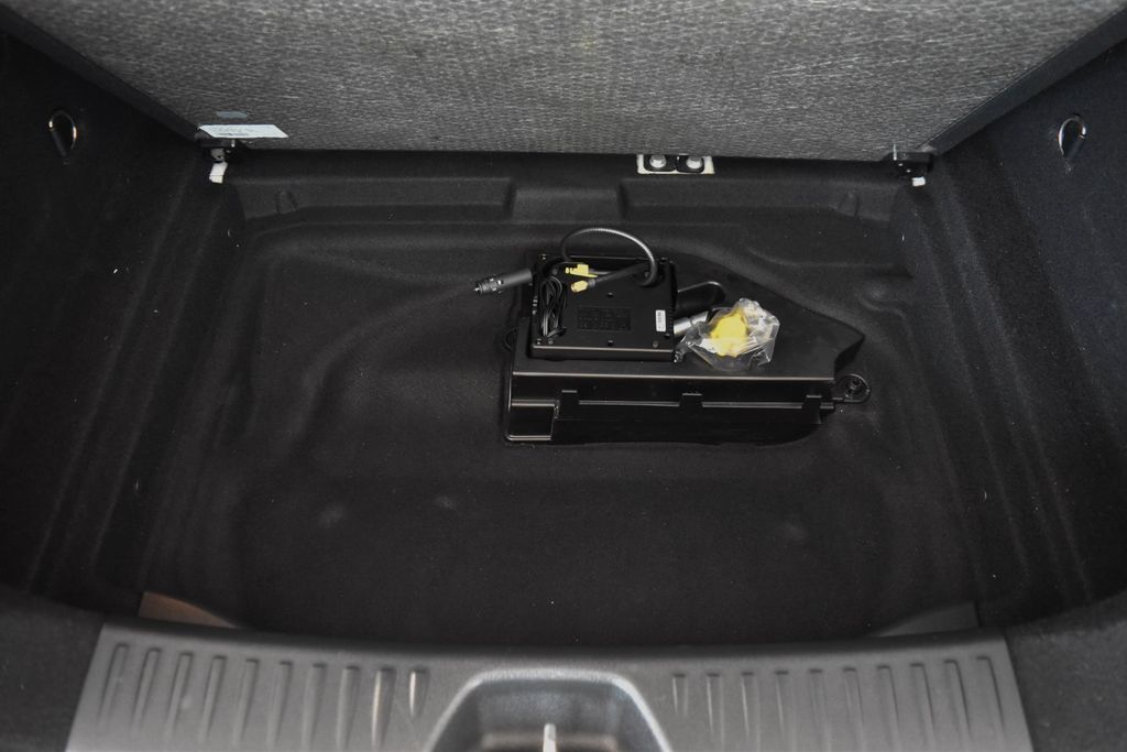 MERCEDES-BENZ A 250 Sport~AMG~Automatik~Navi~Business~LED MERCEDES-BENZ A 250 Sport~AMG~Automatik~Navi~Business~LED