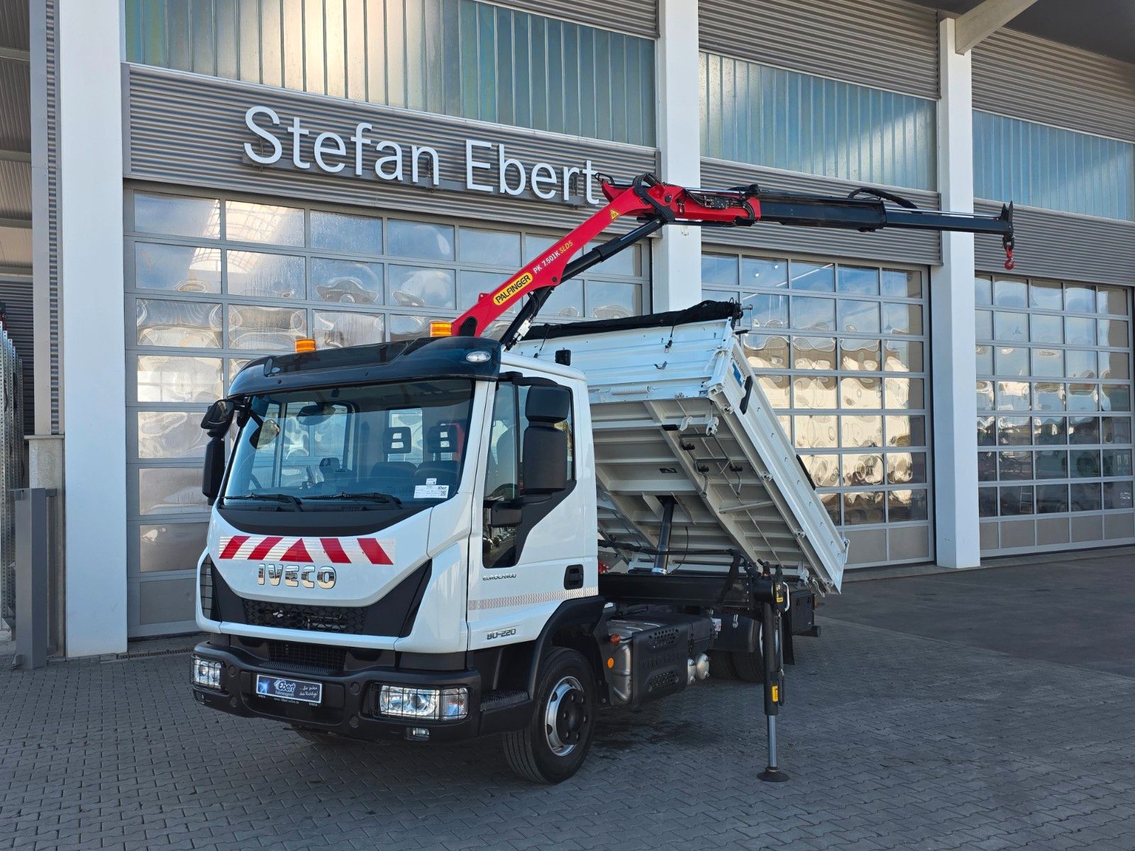 Fahrzeugabbildung Iveco Eurocargo ML80E22/P Palfinger PK 7.501 Funk 2AHK