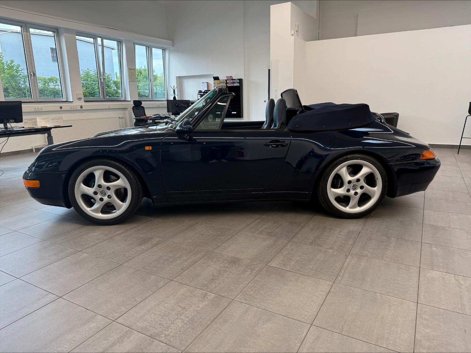 Porsche 993 Carrera Cabriolet *Schalter*Leder*Klima*
