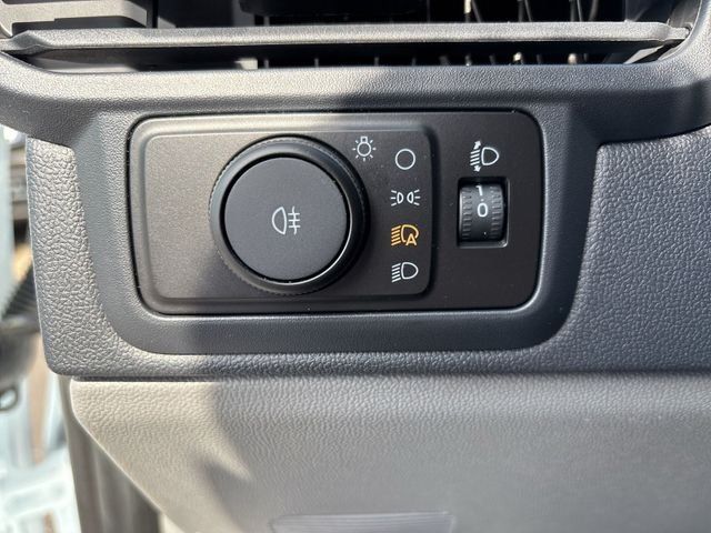 Fahrzeugabbildung Ford Transit Custom   320 L1 Trend AWD #Sortimo # AHK