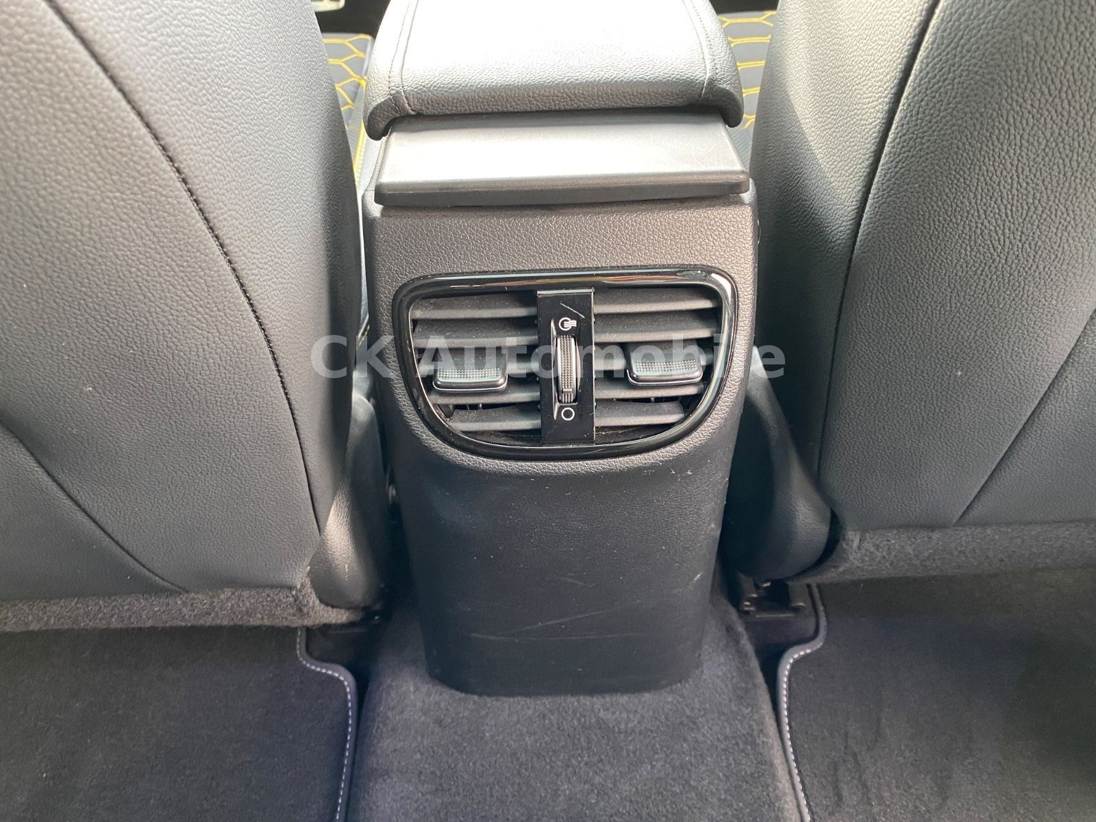 Fahrzeugabbildung Kia XCeed 1.6 Launch Edition/Navi/Pano/LED/ACC/AHK