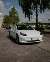 Tesla Model 3 Allradantrieb mit Dualmotor Performa... - Tesla Model 3 in Augsburg