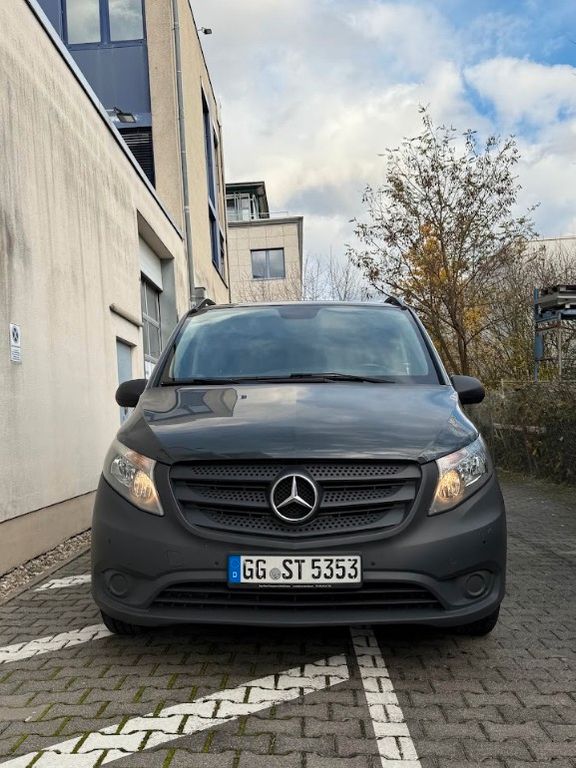 Image of Mercedes-Benz Vito