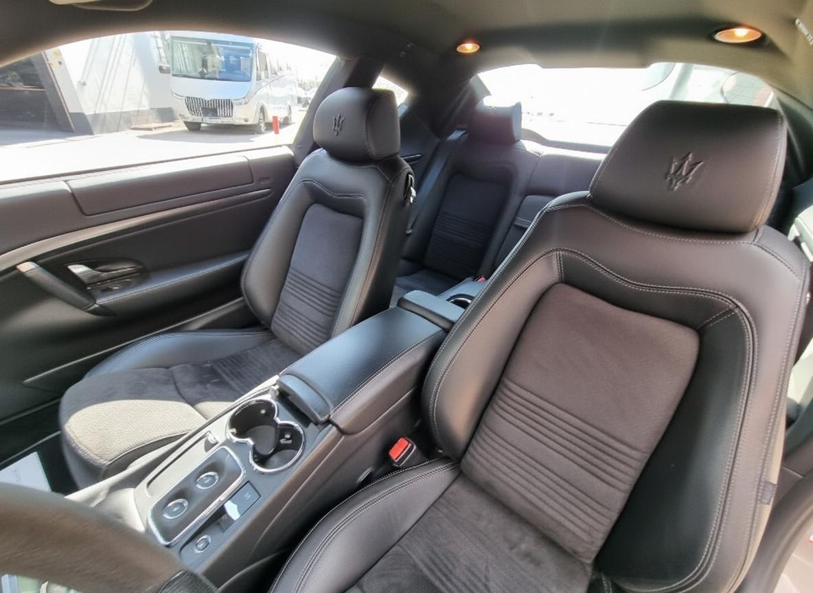 MASERATI GRANTURISMO S 4.7 V8 439ch BVA - ÉCHAPPEMENT À CLAPETS - SUSPENSION SKYHOOK - CUIR/ALCANTARA - SIÈGES CHAUFFANTS