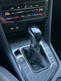 Volkswagen Tiguan - 12