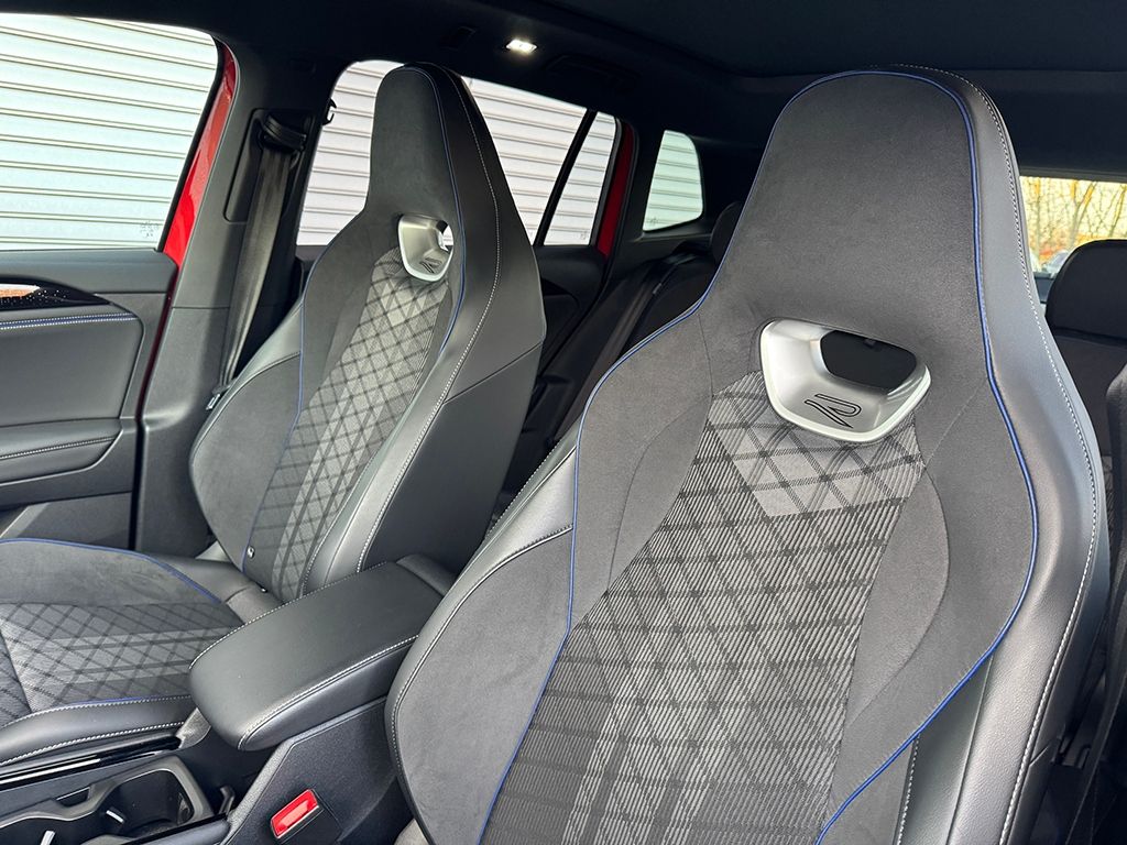 Tiguan 2.0 TDI 4MOTION R-LINE *AHK*STDHZG*