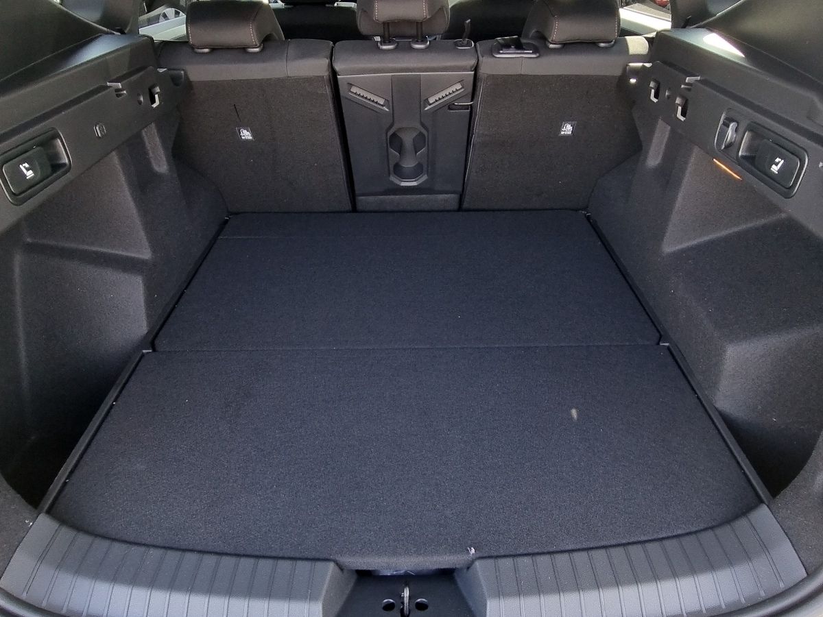Fahrzeugabbildung Dacia Bigster Extreme HYBRID 155