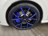 Volkswagen Golf VIII 2.0 TSI DSG R Performance 20 Years - Volkswagen Golf: R Vi