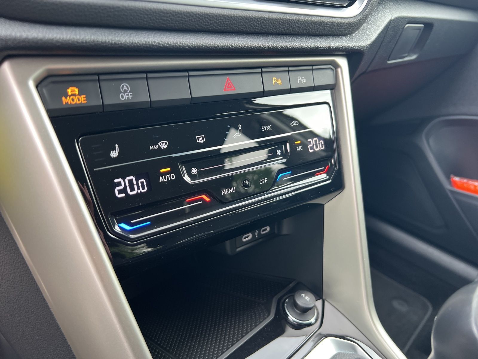 T-Roc Move 1.0 TSI Navi*Kamera*LED*App-Connect