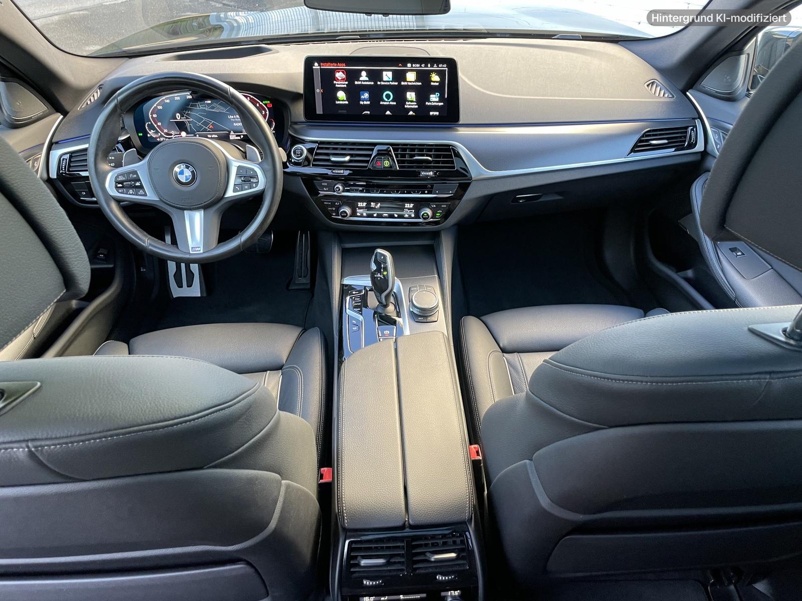 BMW 530i xDrive A Touring M Sport HUD|Navi|DAB|MFL