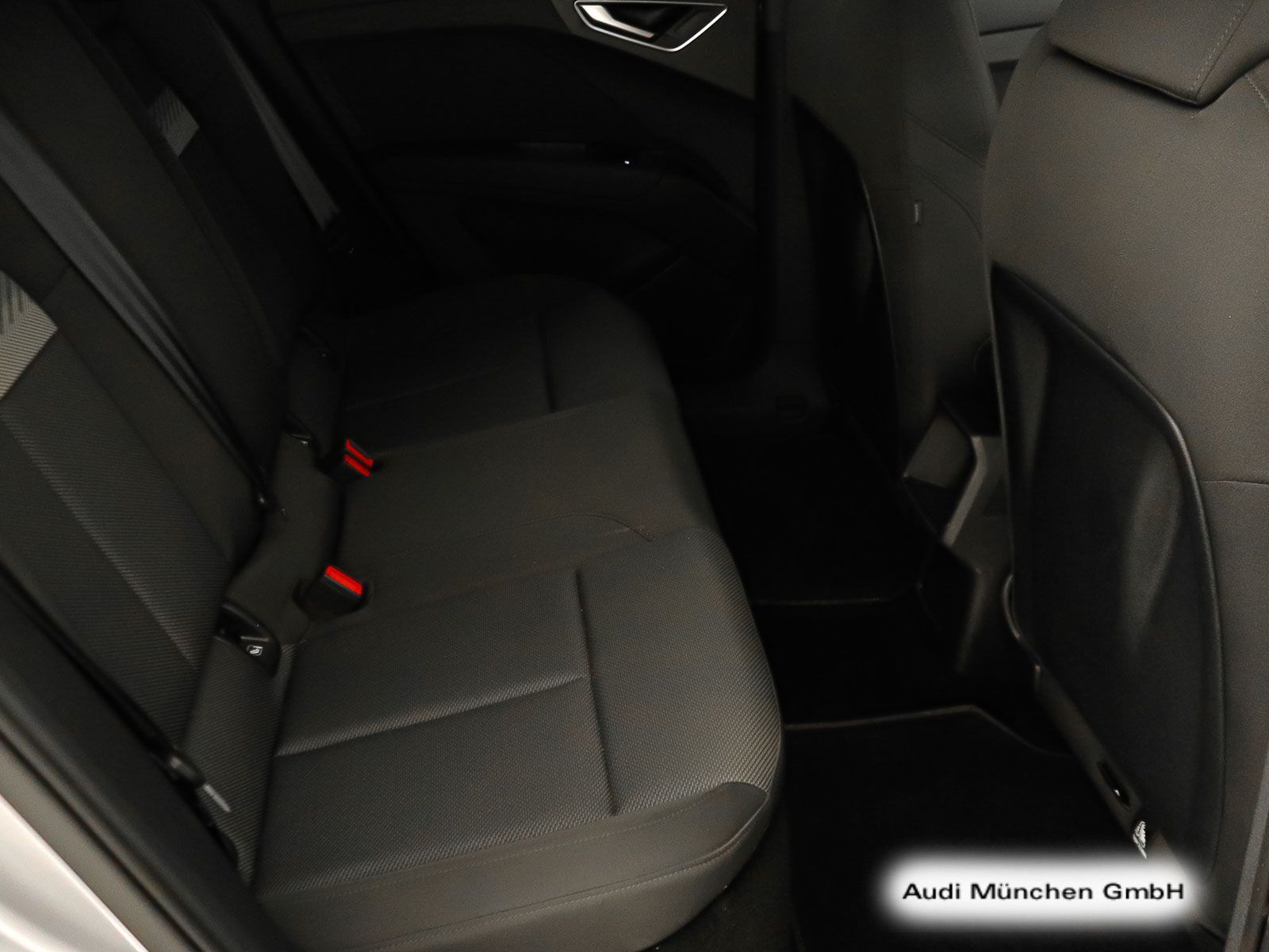 Audi Q4 e-tron 45 S line 20 Zoll Navi foto 15