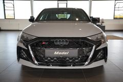 AUDI RS3 Sportback | Pano | Schalensitze | Carbon AUDI RS3 Sportback | Pano | Schalensitze | Carbon