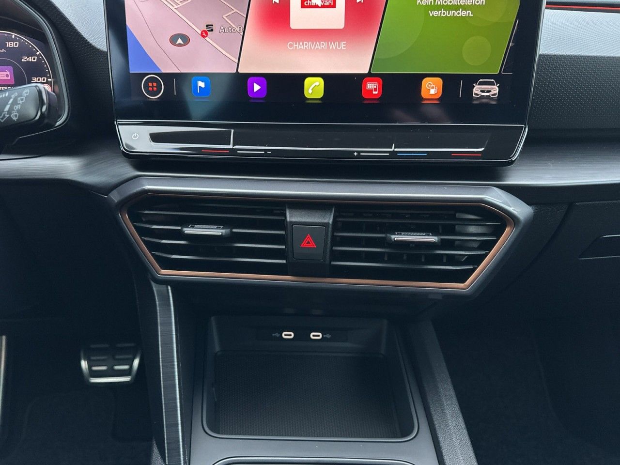 Fahrzeugabbildung CUPRA Leon Sportstourer VZ 2.0 TSI 4Drive 310 PS DSG