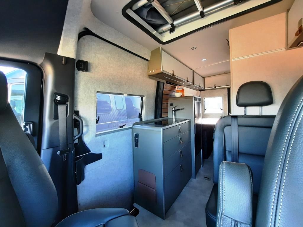 Fahrzeug Übersicht 7 Fahrzeugabbildung HYMER / ERIBA / HYMERCAR Camper Van Grand Canyon S 600 Xperience Verfüg.,