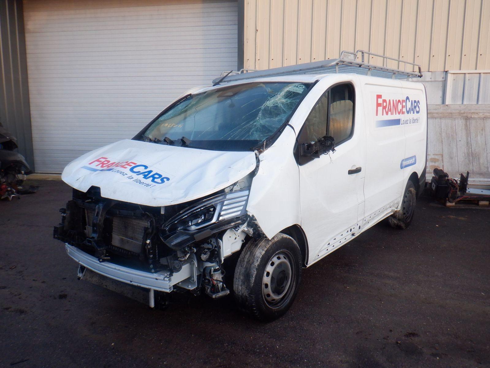 Renault TRAFIC L1H1 3T 2.0 BLUE DCI 110CH ADVANCE -24