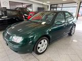 Volkswagen Bora 1.6 Automatik 1.Hand/Klimaautomatik - gebrauchte VW Bora aus dem Jahr 1999