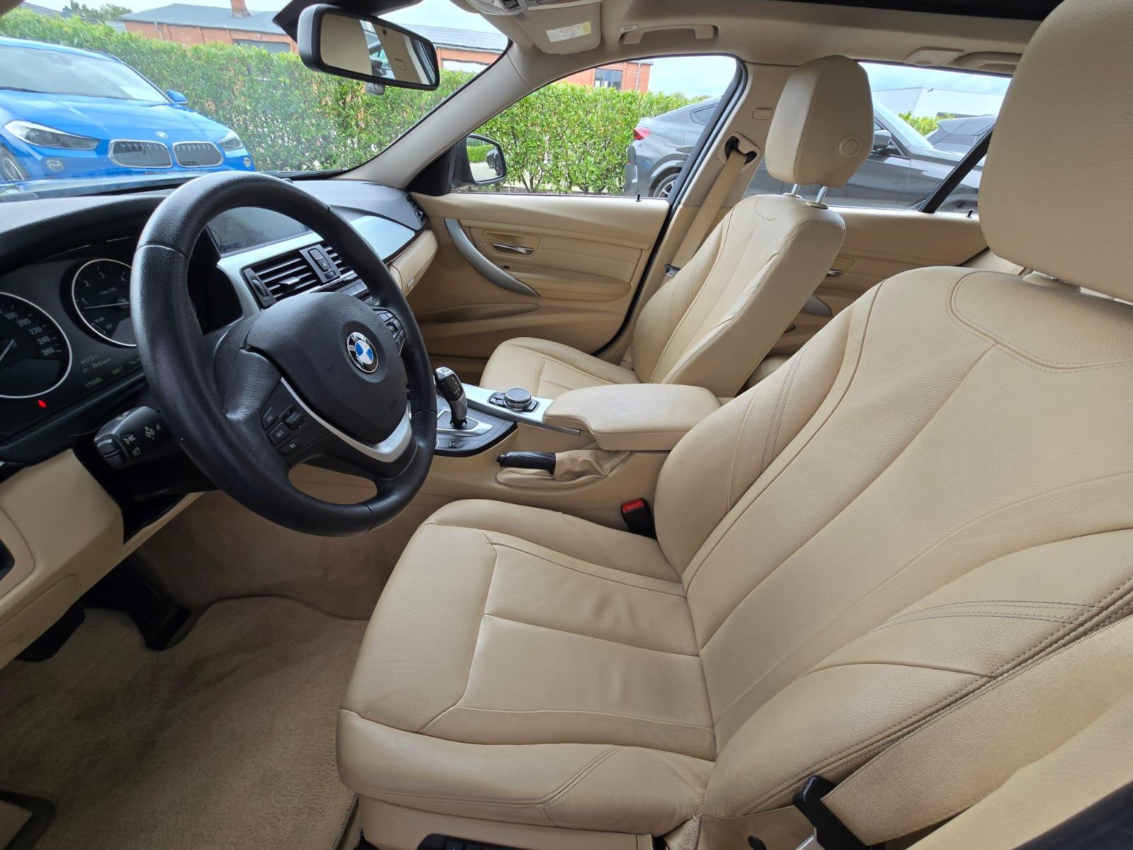 BMW 330 d xDrive F31 Luxury Line 258 ch - BVA - Cuir - HUD - Toit panoramique - GPS