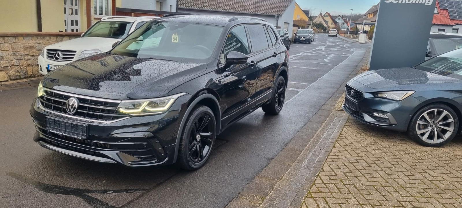 Volkswagen Tiguan Allspace R-Line 4Motion Black & Style