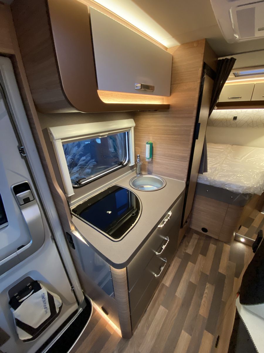 Fahrzeugabbildung Weinsberg CaraCompact EDITION PEPPER 600 MF Automatik