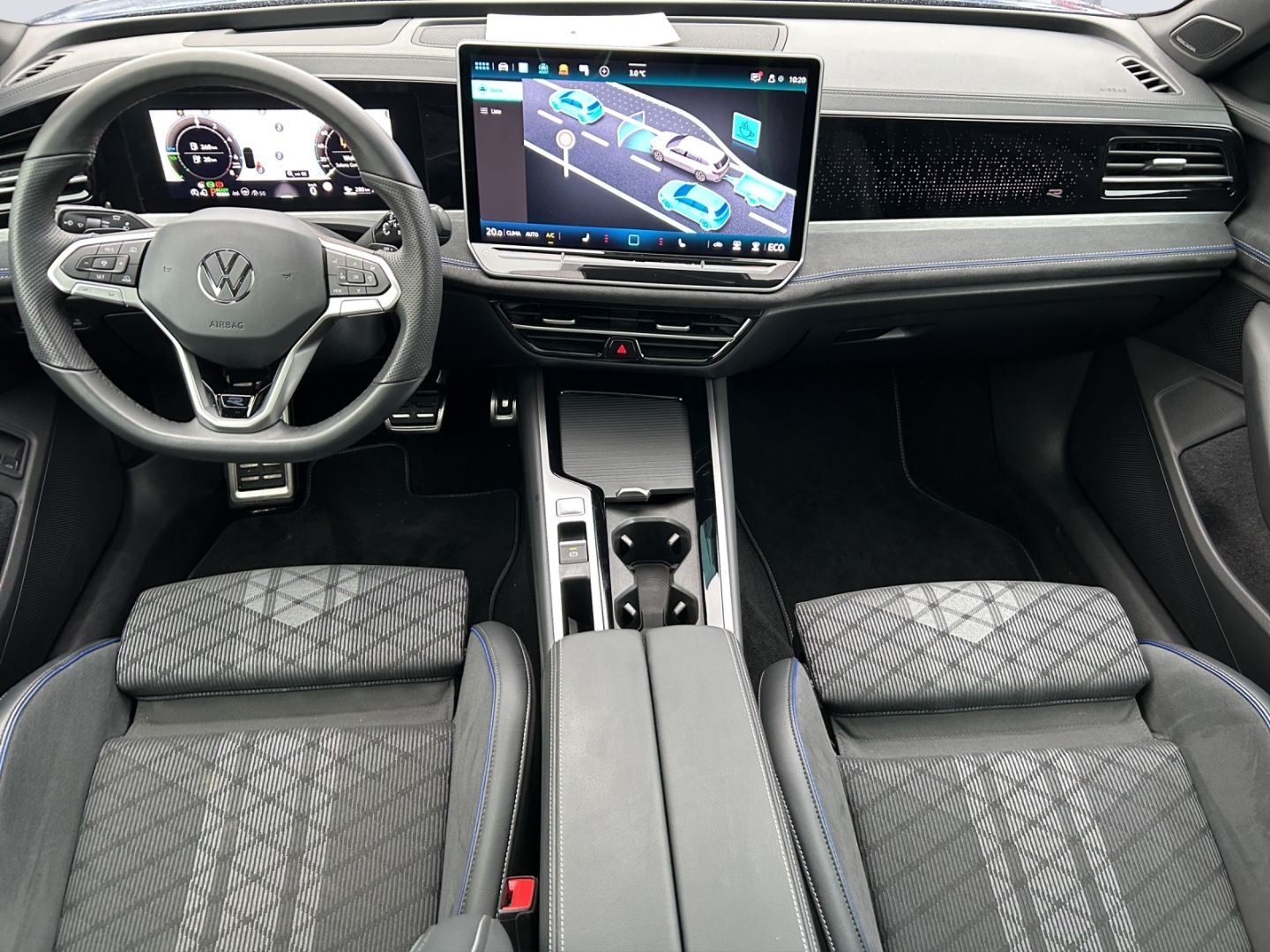 Passat Variant 1.5 TSI 200 R-Line 1,5 l eHybrid 