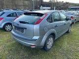 Ford Focus 1.6 Trend PDC - Ford Focus: 1.6