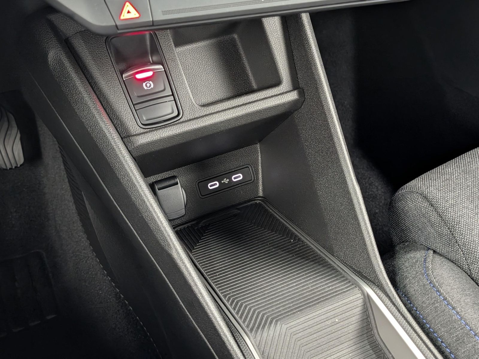 RENAULT R 4 E-Tech Evolution 150 Comfort Range – Bild 18