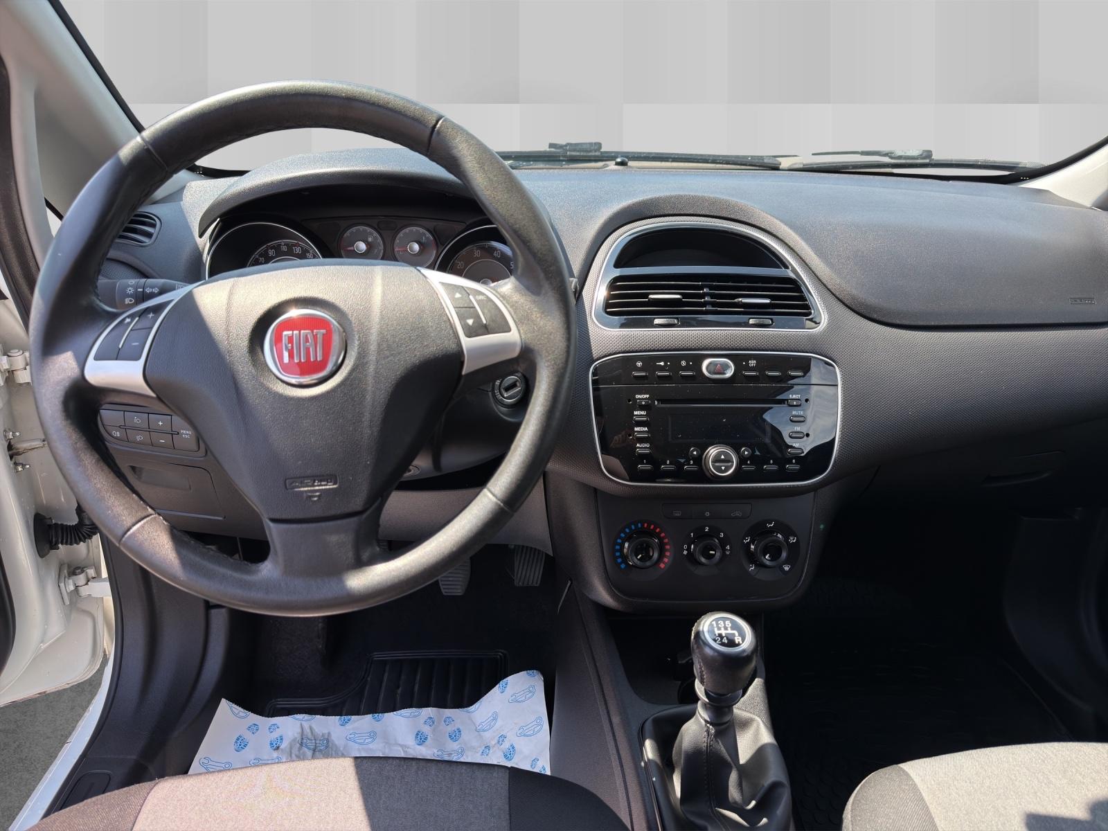 Fiat Punto 1.4 8V Pop 3-türer / Klima AHK ZV HU neu