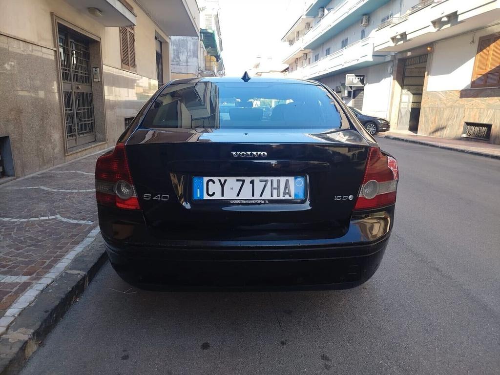 Volvo S40