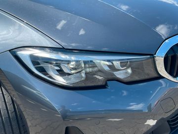 BMW 320 - 5