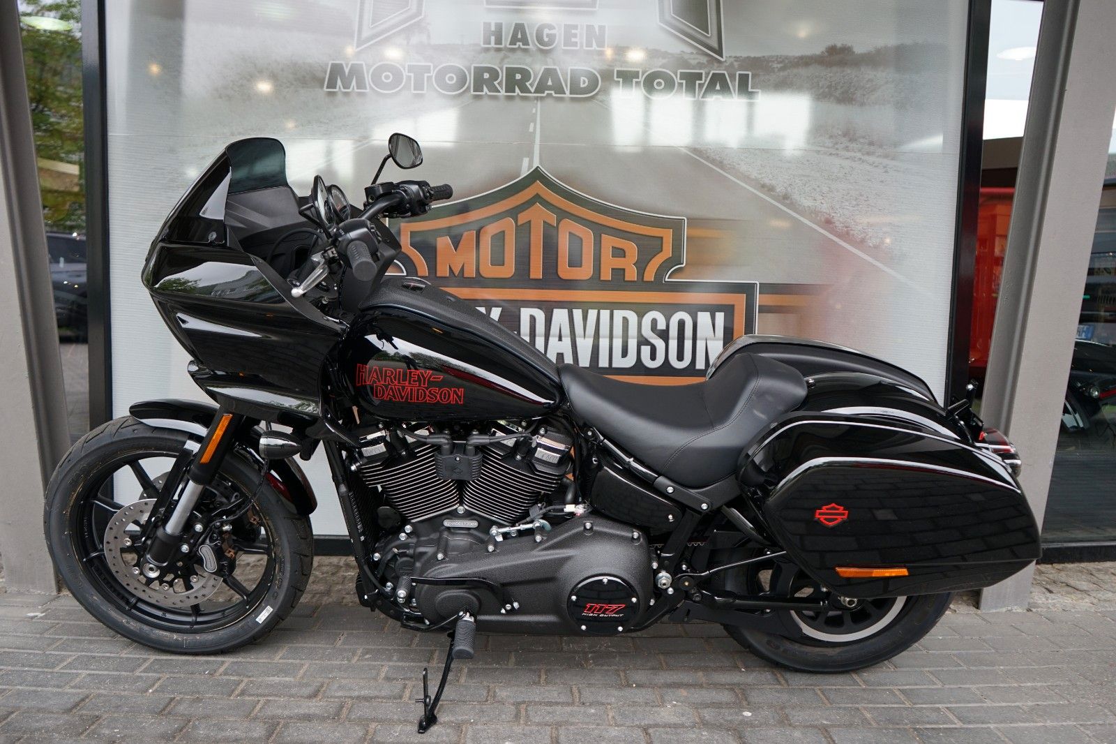 Fahrzeugabbildung Harley-Davidson Low Rider ST FXLRS 2025 117cui High Output Motor