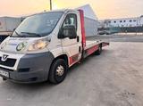 Peugeot Abschleppwagen Autotransporter - gebrauchte Peugeot Boxer aus dem Jahr 2009