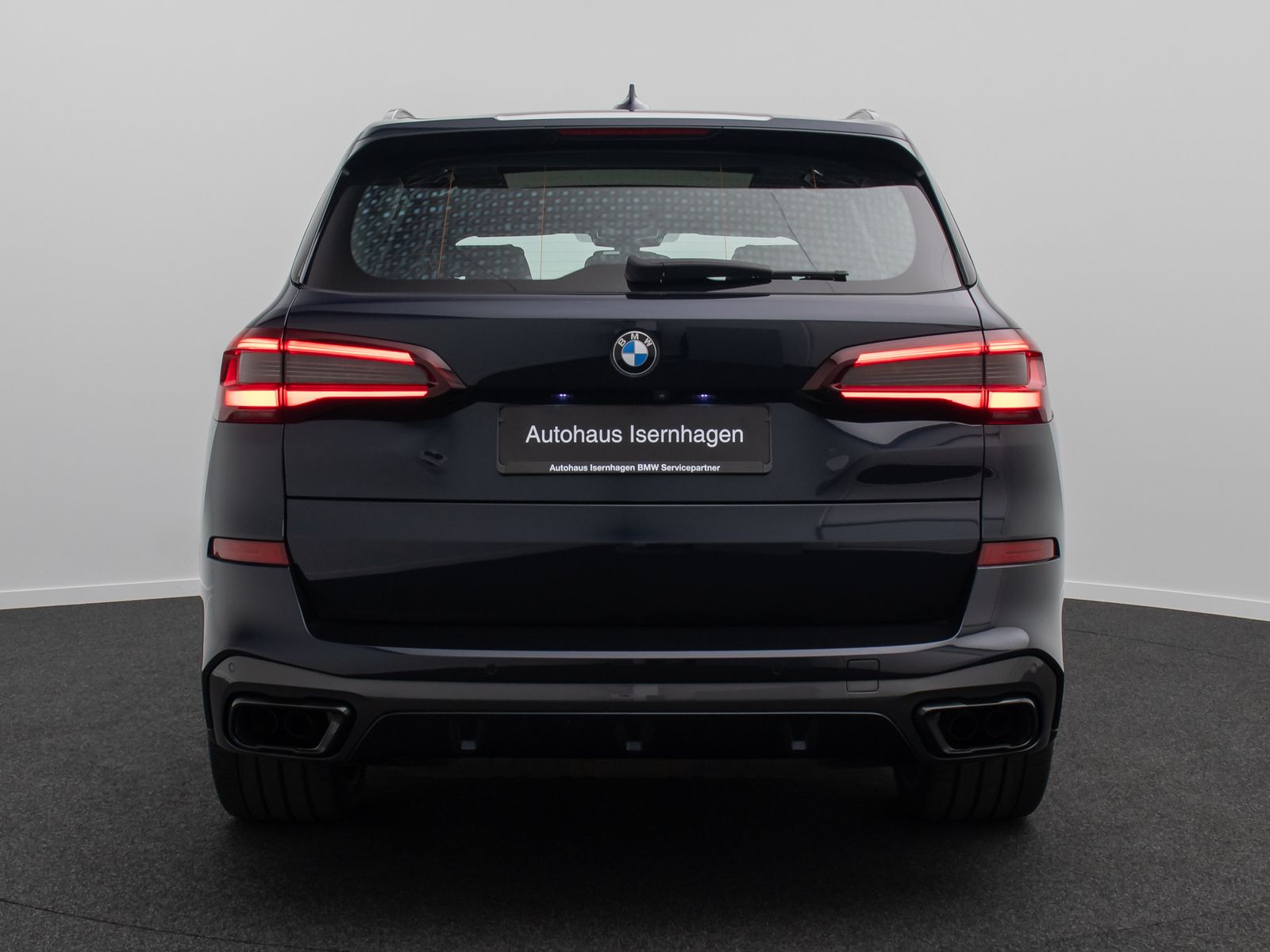 Fahrzeugabbildung BMW X5 M50i Panorama Laser Kamera HUD H/K AHK 22Zoll