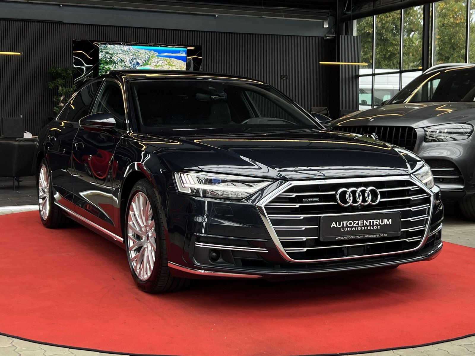 Audi A8 55 TFSI quattro S-LINE B&O HEAD-UP ACC