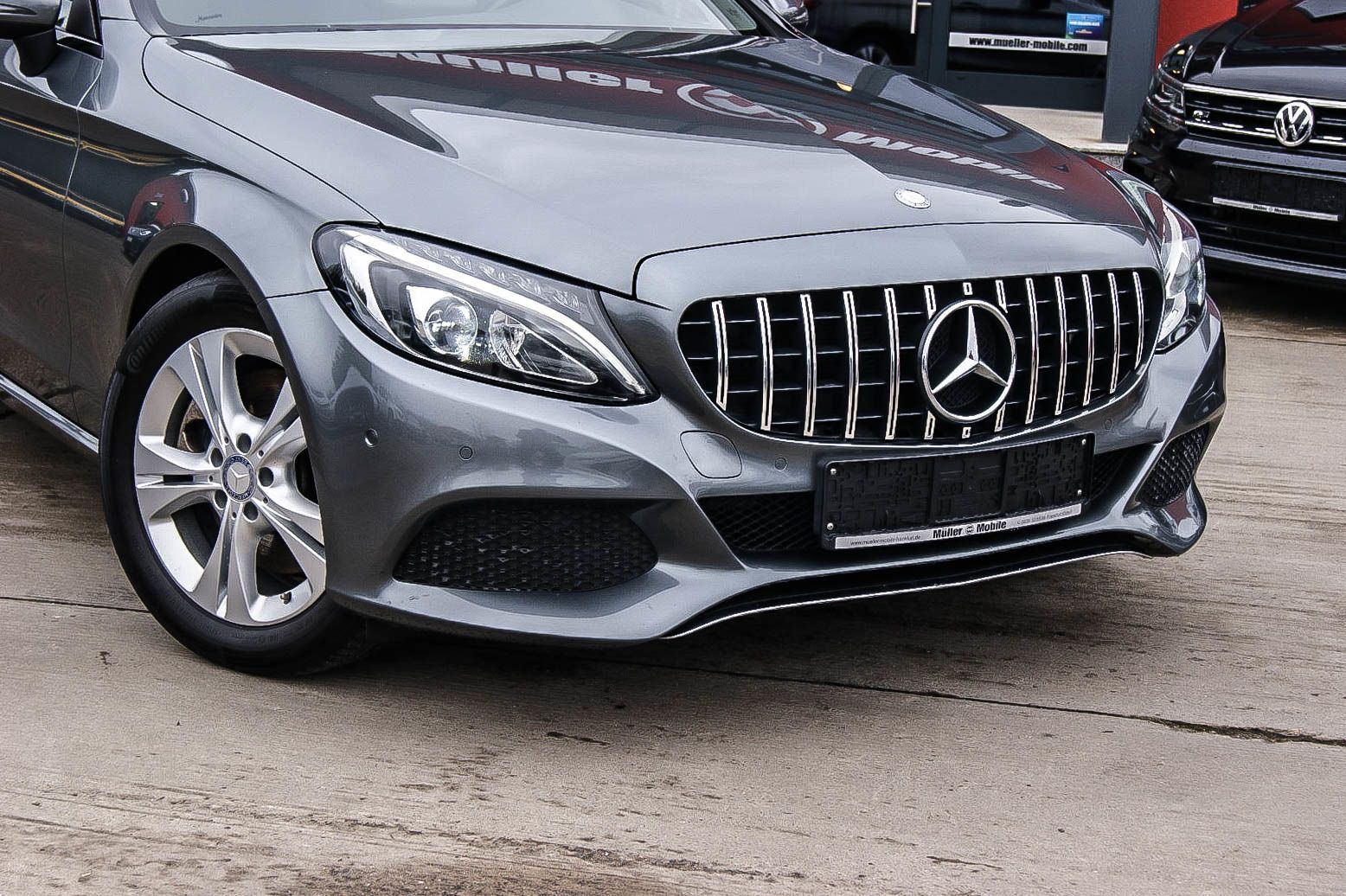 Fahrzeugabbildung Mercedes-Benz C 200 Coupe' Aut NAVIGATION PARKASSISTENT LEDER