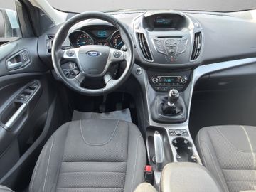 Ford Kuga - 11