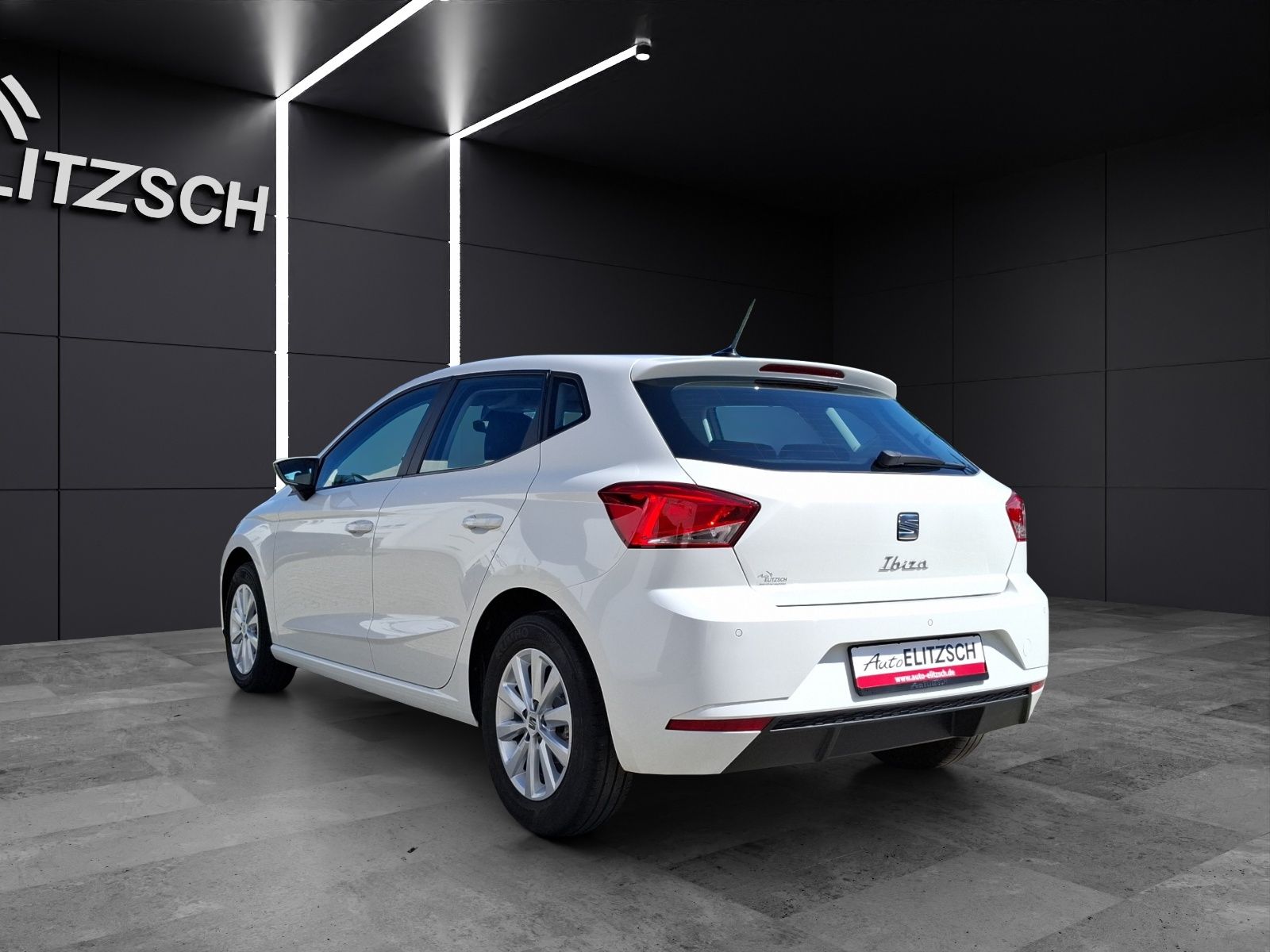 Fahrzeugabbildung SEAT Ibiza TSI Style LED AID GRA PDC SH LM