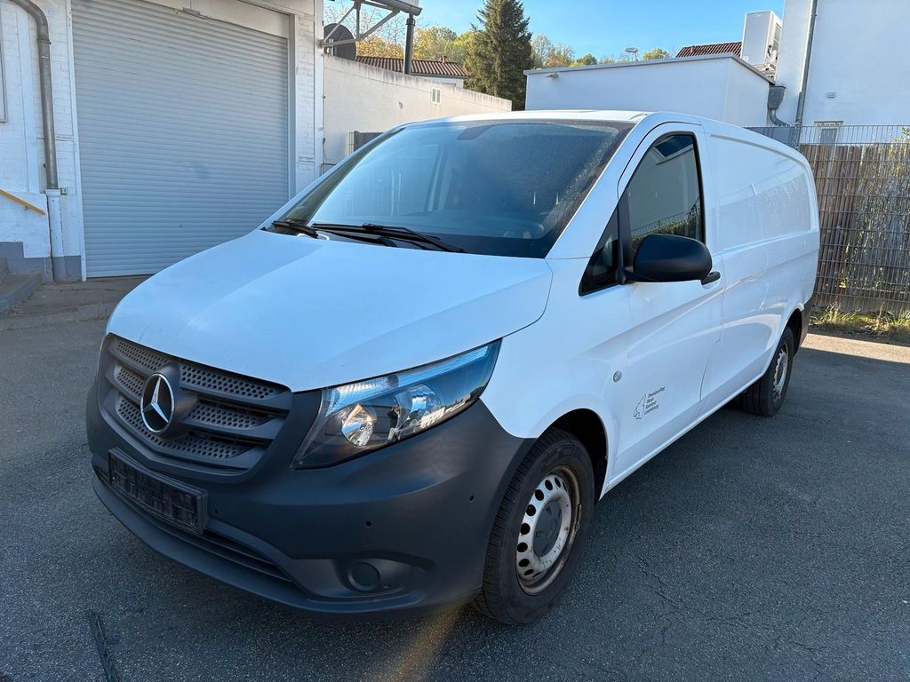 Image of Mercedes-Benz Vito
