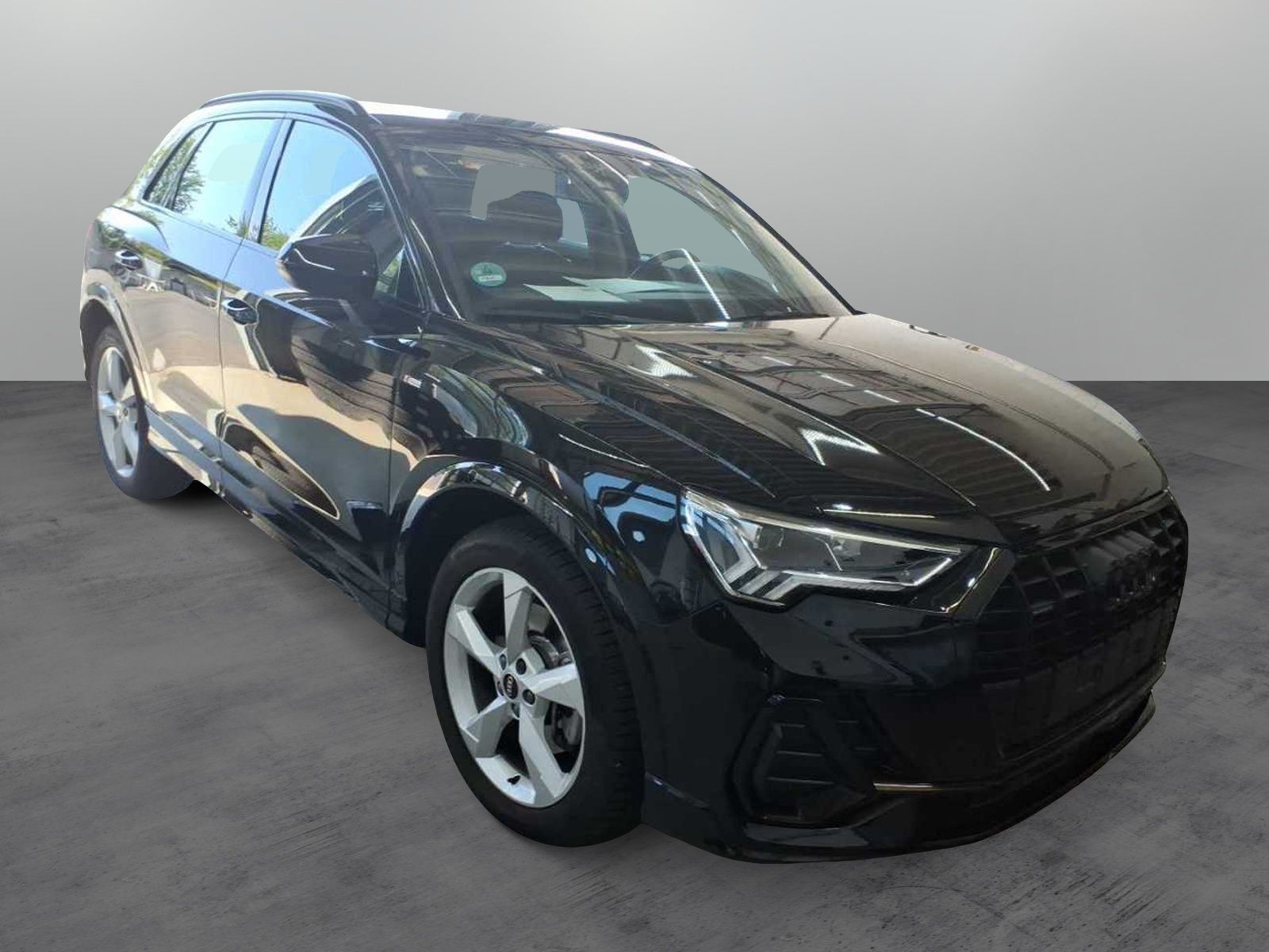 Audi Q3 S-Line 40 TFSI quattro S-tronic / Sonos, Pano foto 2